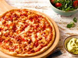 Chilli chicken pizza large [2-4 People]